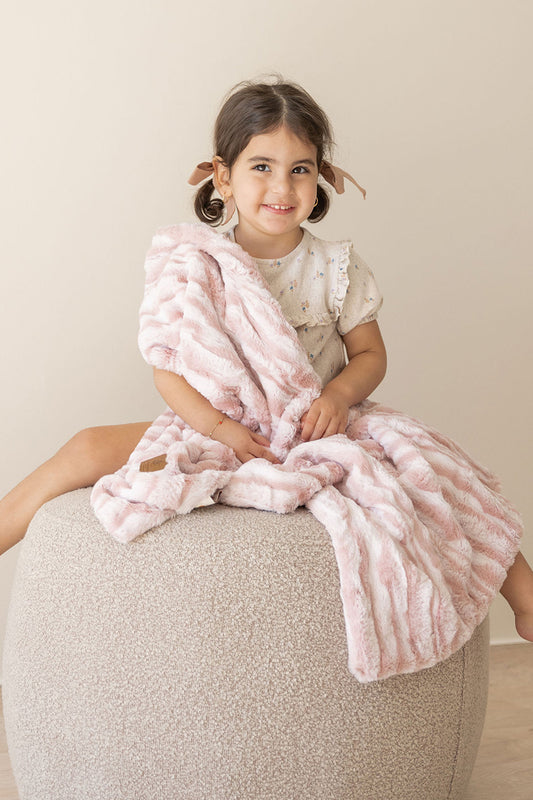 Luxury Pink Wave Fur Blanket